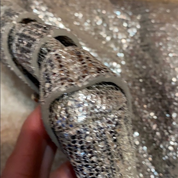 Like New Rare JIMMY CHOO silver purse. - Picture 9 of 11